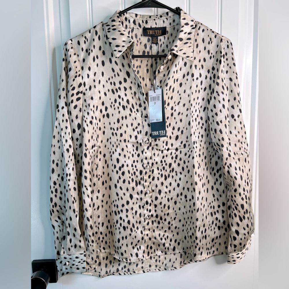 NWT TRUTH BY REPUBLIC WOMENS BLOUSE LONG SLEEVE SIZE S LEOPARD PRINT